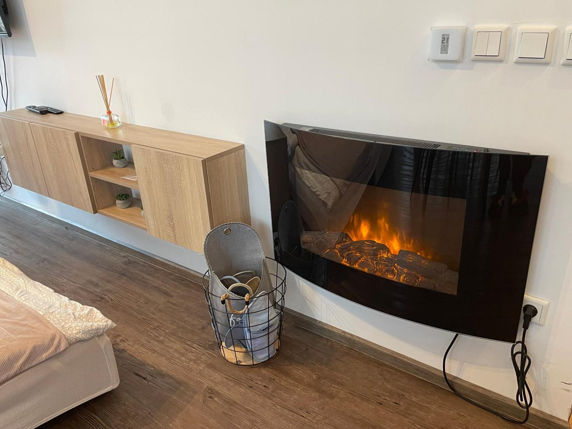 קרנייסקה גורה Apartment Obsidian מראה חיצוני תמונה